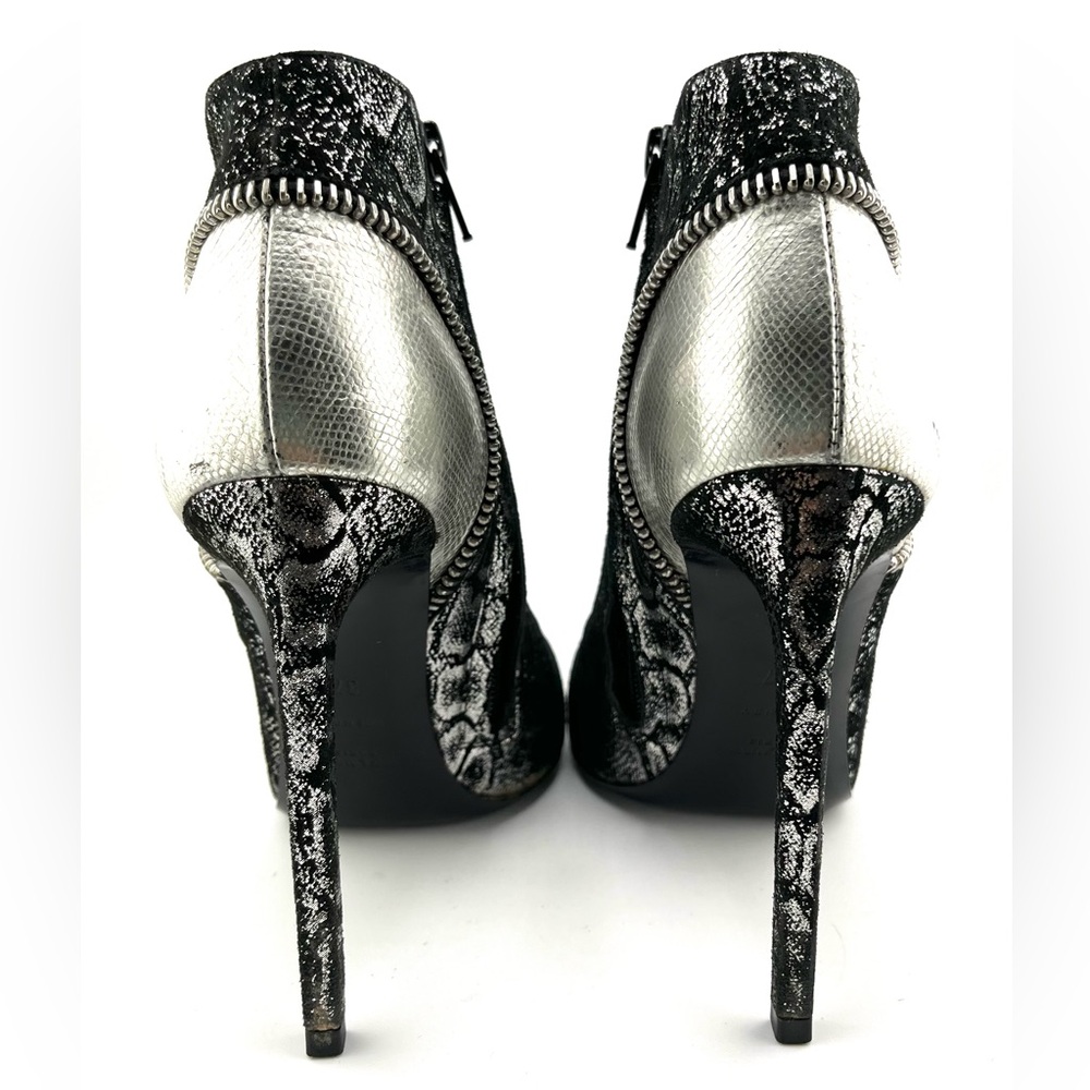 Saint Laurent snake skin print zipper ankle booties - Picture 4 of 9
